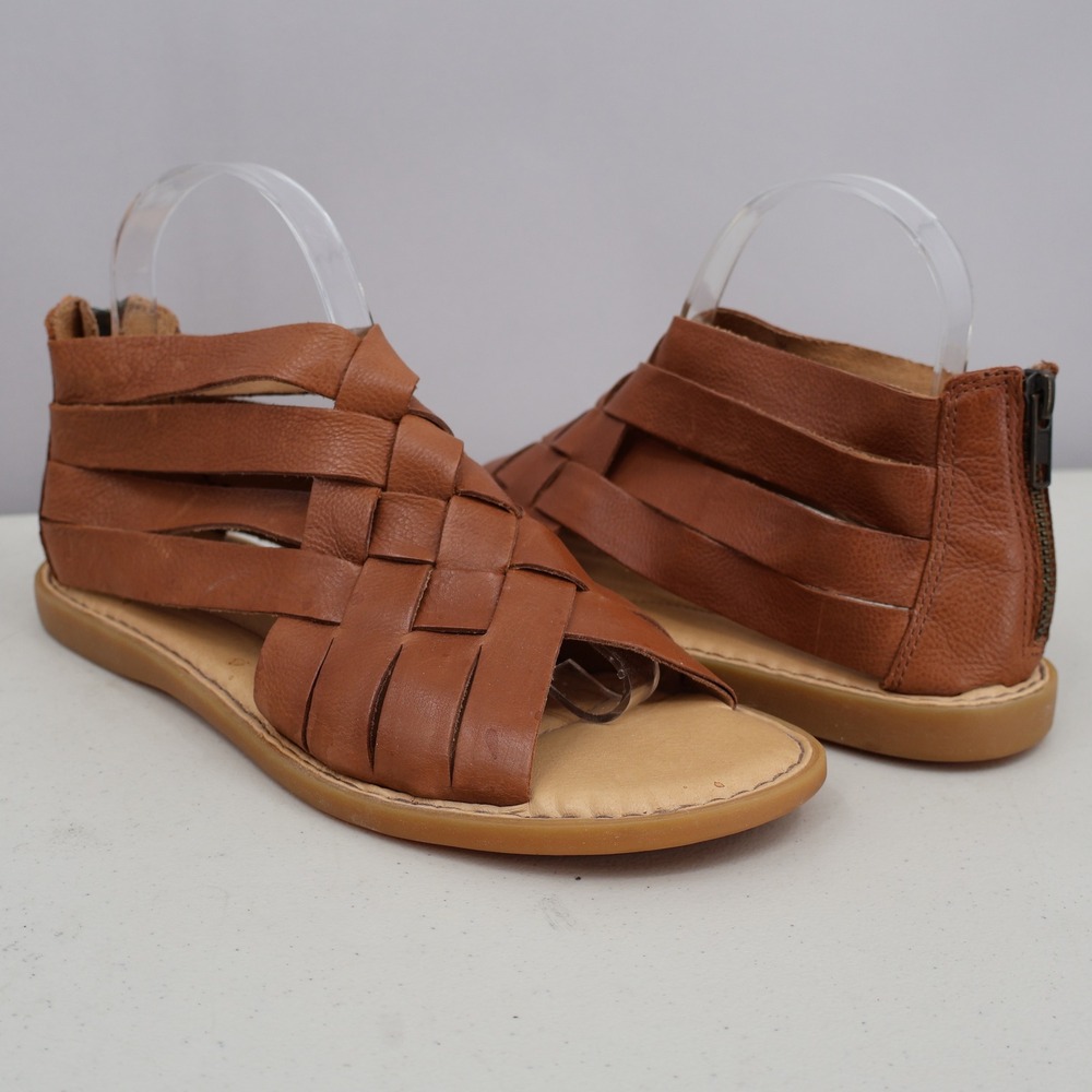 Born Woven Gladiator Sandals Womens 9 Brown Leather Zip Flat Fisherman Coastal